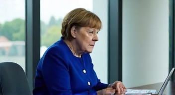 Soziale Auswirkungen mit Dr. Angela Merkel (6/10)