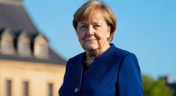 Politiker Angela Merkel: Reisen für alle (8/10)